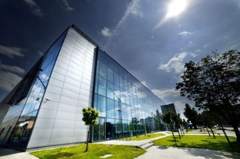 Click Here To Enlarge This Photo Of Salon Bielizny Lodz March 2020